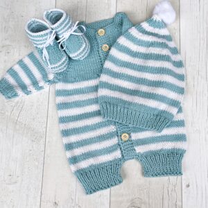 'Sweet Dreams' Romper Set - Blue & White - Size 0-3 months - Wrap your little one in softness!!