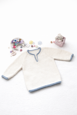 Cashmere Blend Unisex Baby Jumper; Size 6 months; White with Grey Trim